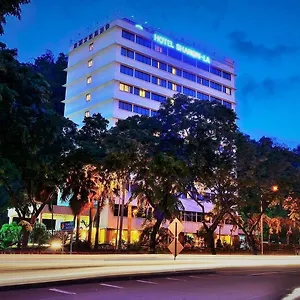 Hotel Shangri-la ***