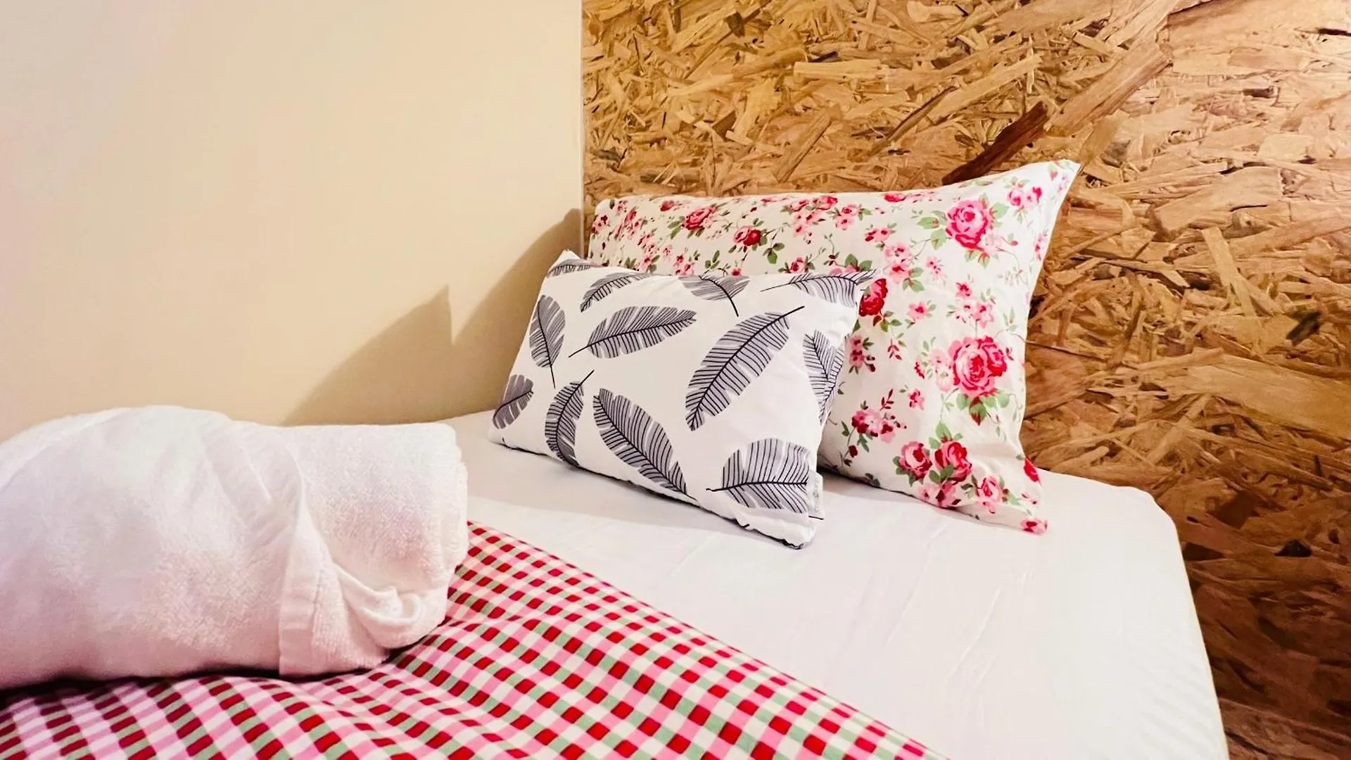 בית הארחה ג'ורג' טאון My Guesthouse 109 - Self Check In (Adults Only)